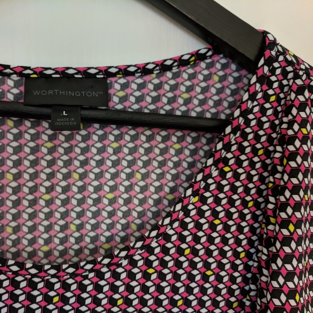 Worthington blouse / shirt, geometric pattern